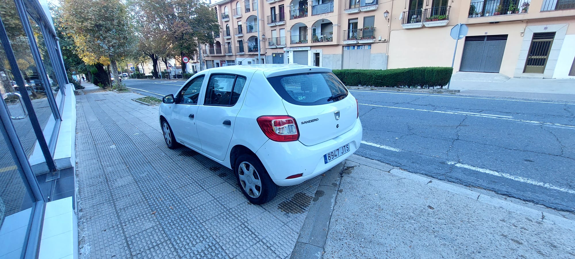Dacia Sandero 1.2 GASOLINA miniatura 5